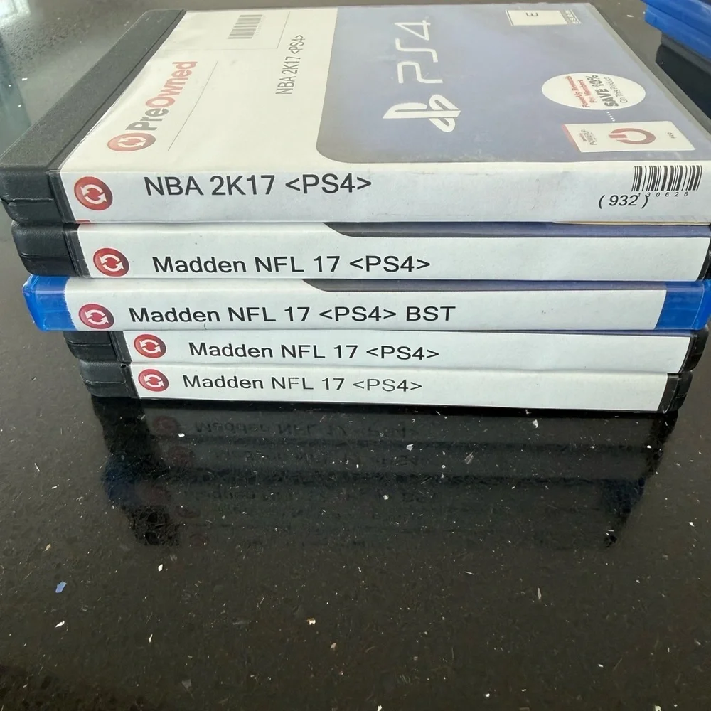 PS4 Game Bundle - NBA 2K17 + Multiple Madden NFL 17 Discs
